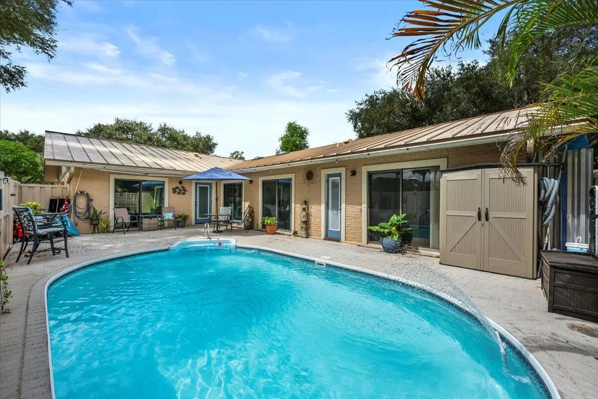 5261 Eagle Lake Drive, Palm Beach Gardens, FL 33418 - Image #1