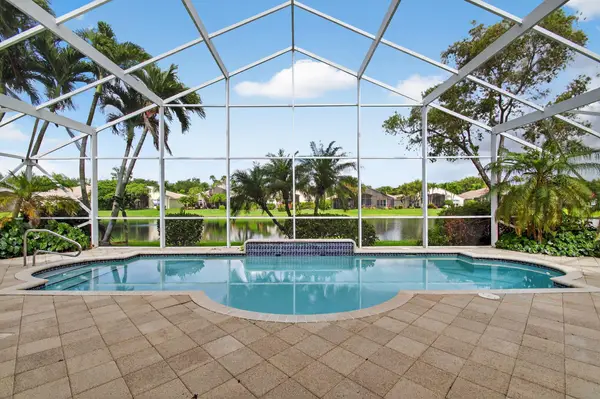 13221 Alhambra Lake Circle, Delray Beach, FL 33446
