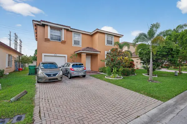 6124 NW 40th Street, Coral Springs, FL 33067