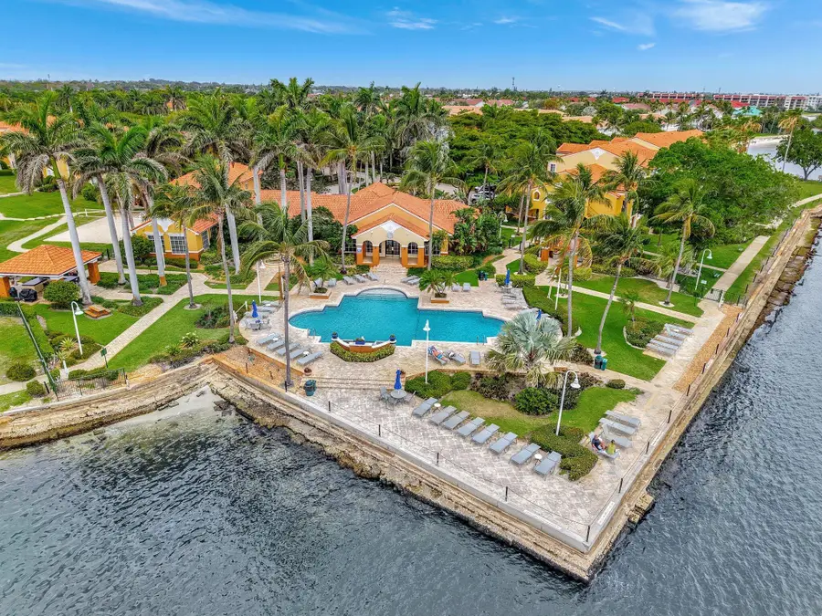 103 Yacht Club Way #206, Hypoluxo, FL 33462 - Image #2
