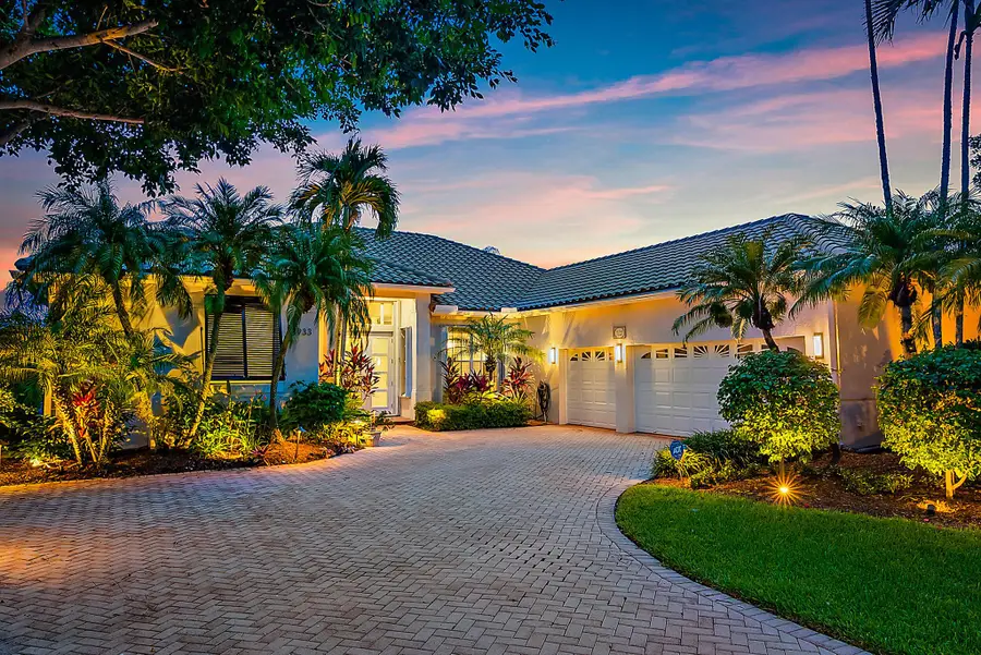 8933 Lakes Boulevard, West Palm Beach, FL 33412 - Image #2