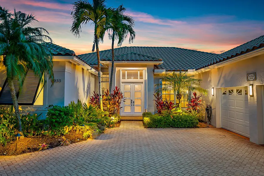 8933 Lakes Boulevard, West Palm Beach, FL 33412 - Image #3