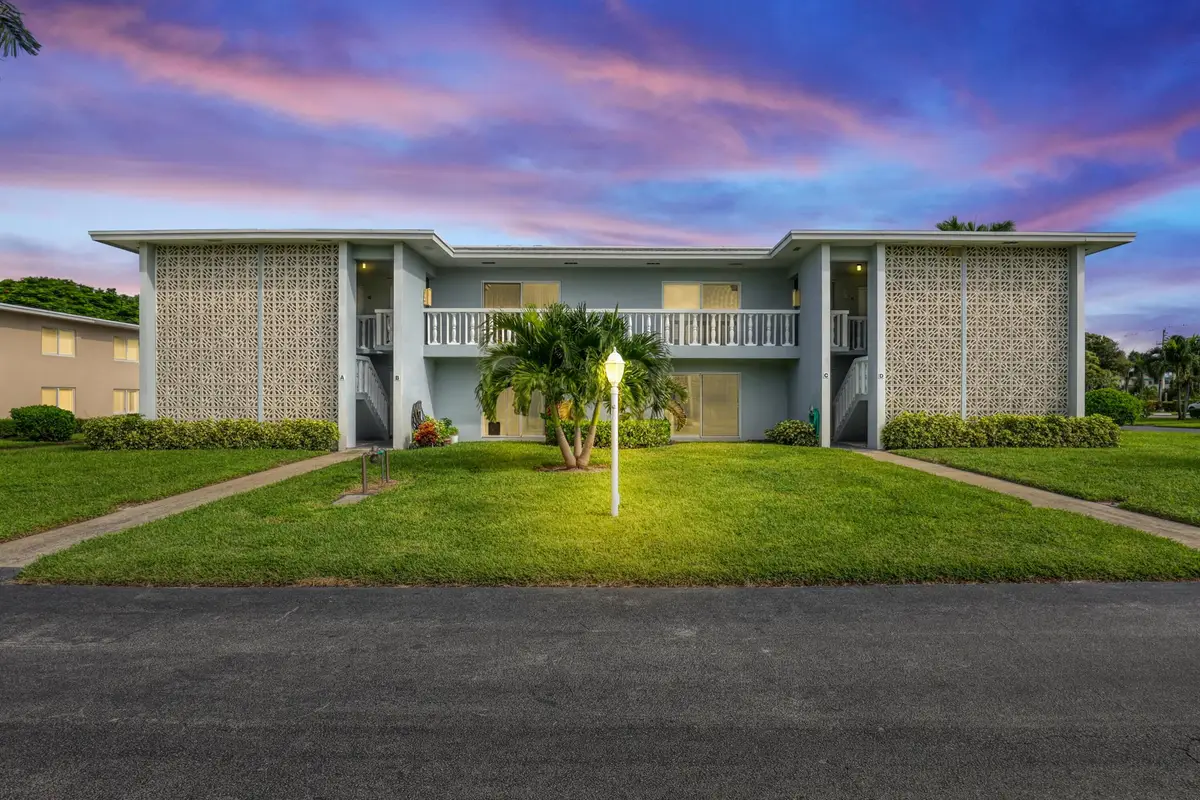 205 Main Boulevard #1c, Boynton Beach, FL 33435 - Image #1