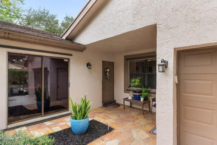 2216 Seagrape Circle, Coconut Creek, FL 33066 - Image #2