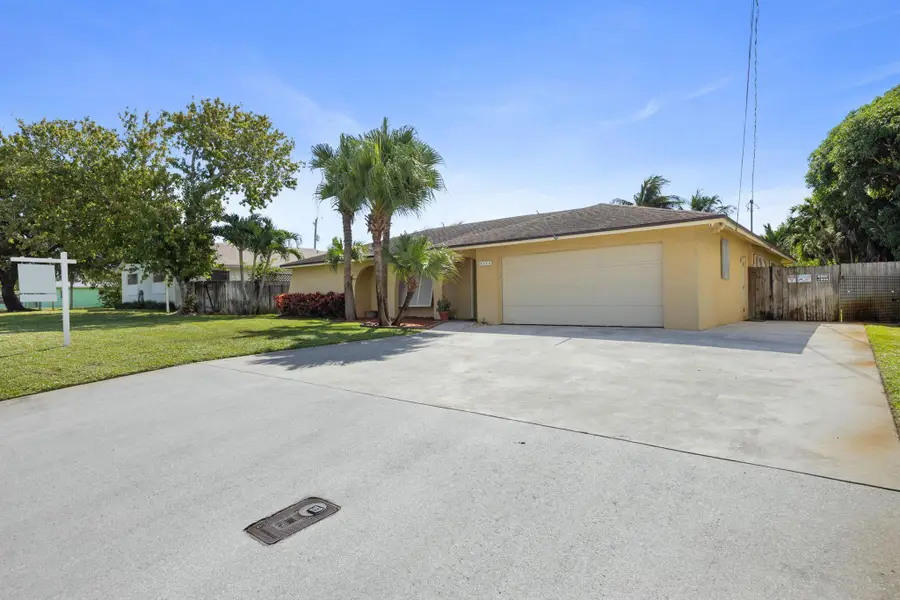 2718 Northside Drive, Lake Worth, FL 33462 - Image #2