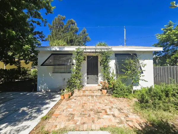 1115 S M Street, Lake Worth Beach, FL 33460