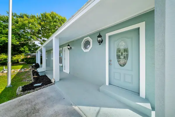 213 Osceola Avenue, Fort Pierce, FL 34982