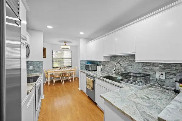 1519 Woodbridge Lakes Circle, West Palm Beach, FL 33406