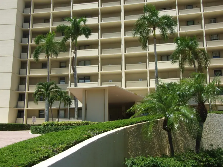 130 Lakeshore Drive #522, North Palm Beach, FL 33408 - Image #2