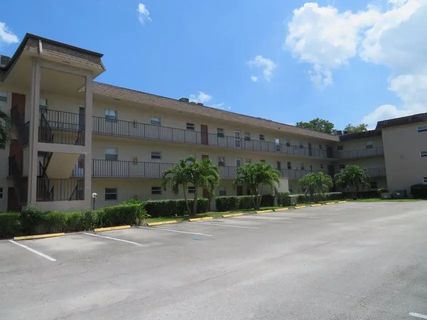 709 Lori Drive #211, Palm Springs, FL 33461 - Image #2