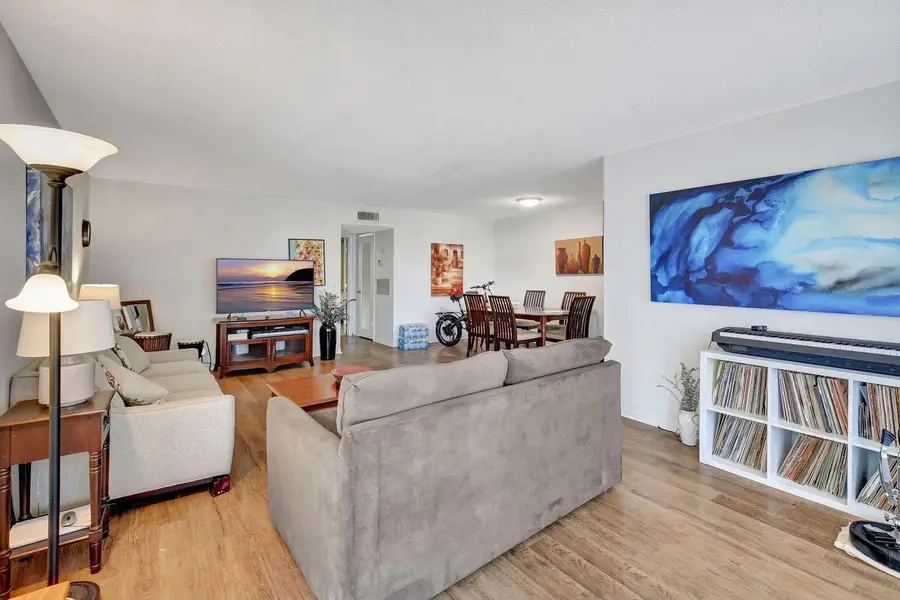 170 High Point Terrace E #Apt B, Delray Beach, FL 33445 - Image #2