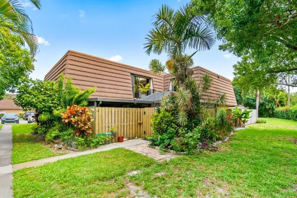 1715 17th Lane, Palm Beach Gardens, FL 33418