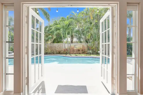 1440 SE 4th Court, Deerfield Beach, FL 33441