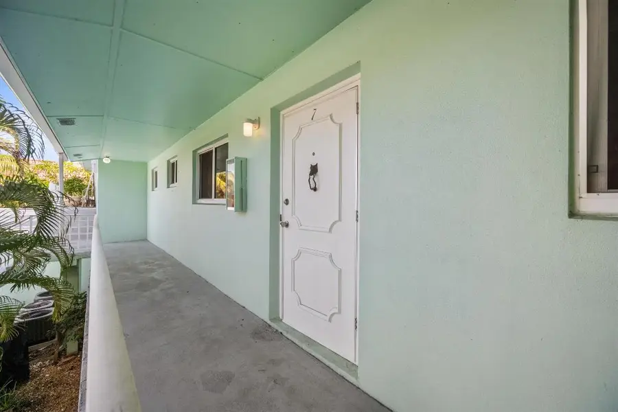 421 S Lakeside Drive #7, Lake Worth Beach, FL 33460 - Image #3