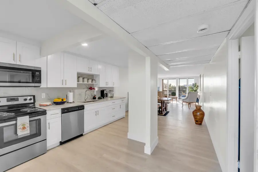 4 Royal Palm Way #601, Boca Raton, FL 33432 - Image #3