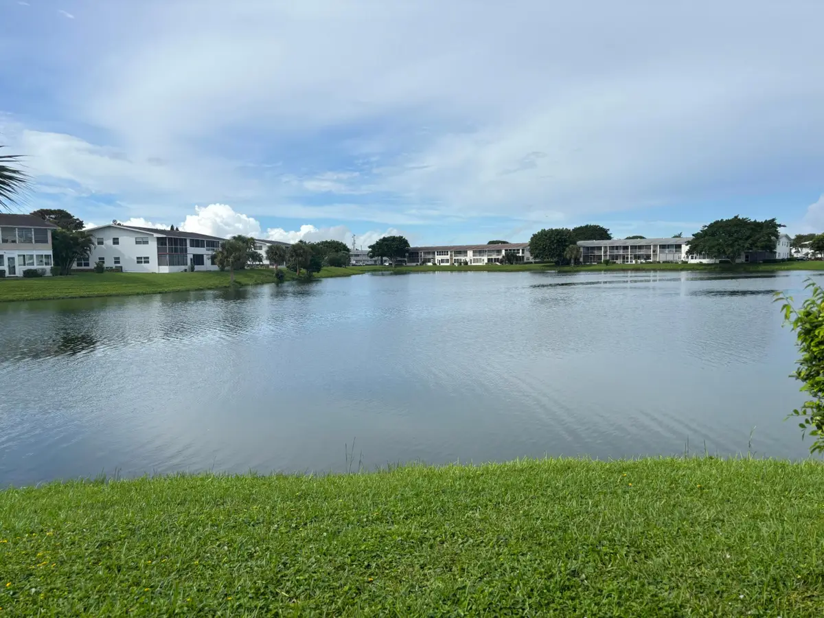 254 Chatham M, West Palm Beach, FL 33417 - Image #1