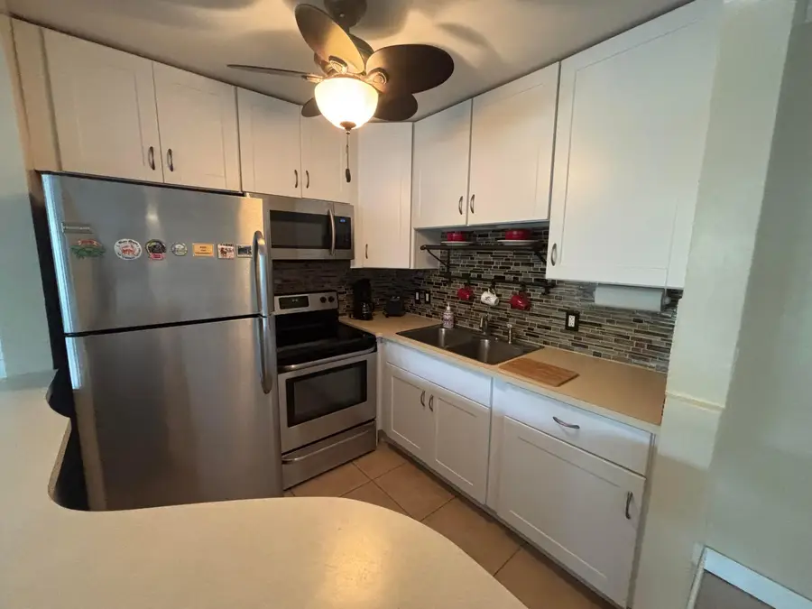 254 Chatham M, West Palm Beach, FL 33417 - Image #2