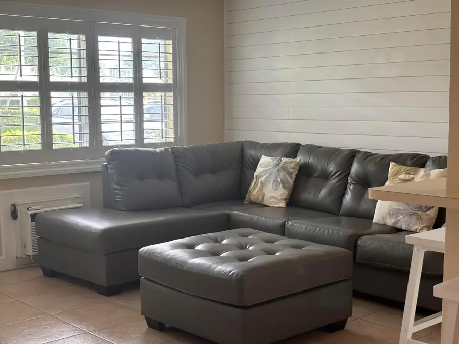 254 Chatham M, West Palm Beach, FL 33417 - Image #3