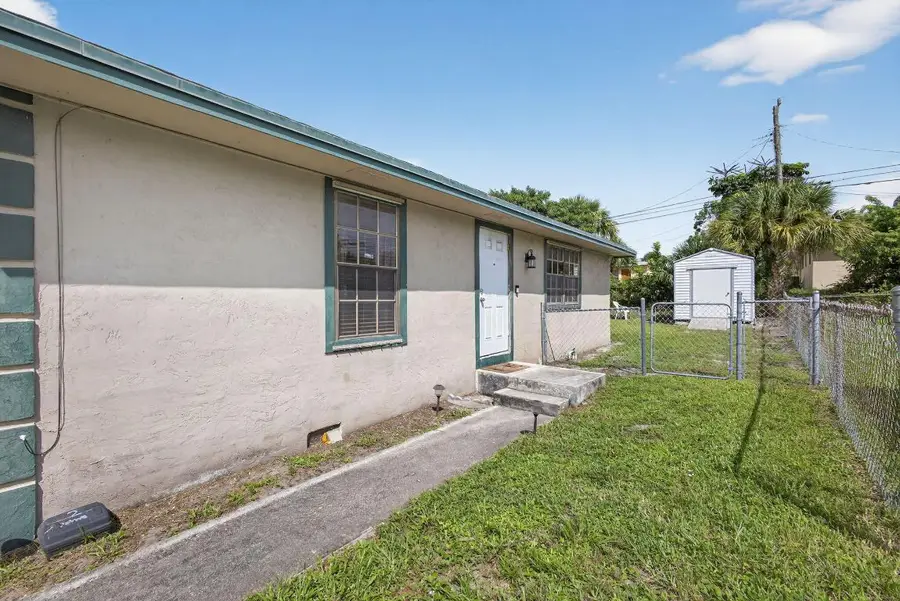 1332 W 33rd Street, Riviera Beach, FL 33404 - Image #2
