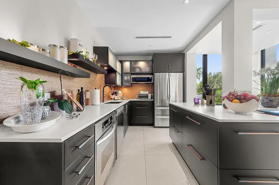 7819 Lakeside Boulevard #814, Boca Raton, FL 33434 - Image #2