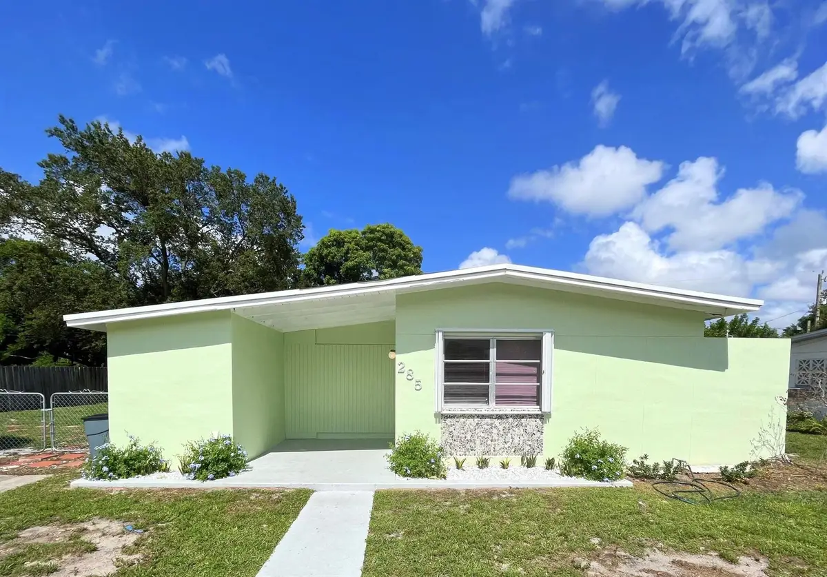 285 SE Abeto Lane, Port Saint Lucie, FL 34983 - Image #1