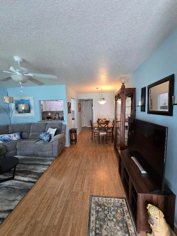294 Farnham M #294, Deerfield Beach, FL 33442 - Image #2