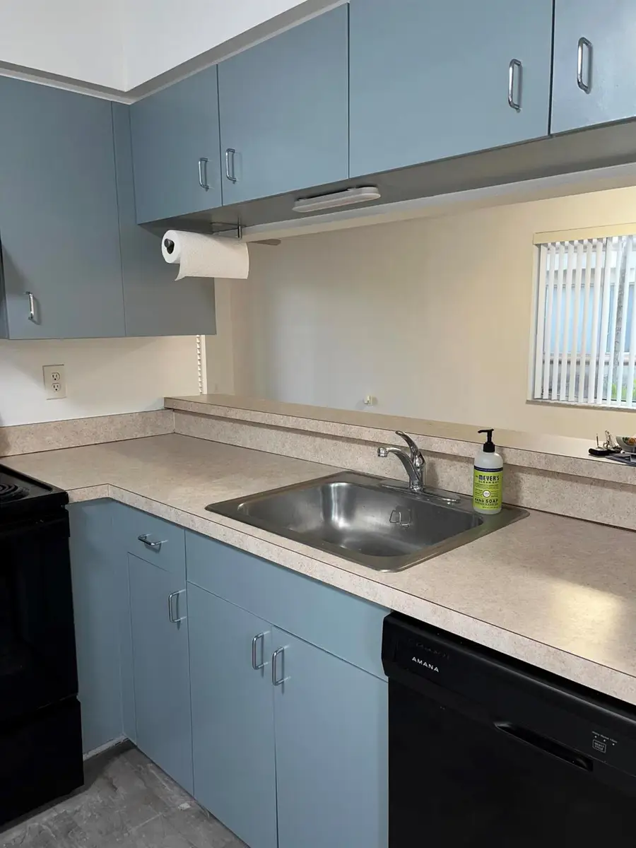 6104 Glenmoor Drive, West Palm Beach, FL 33409 - Image #3