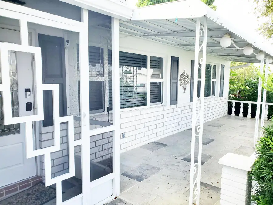 2012 SW 17th Avenue, Boynton Beach, FL 33426 - Image #2