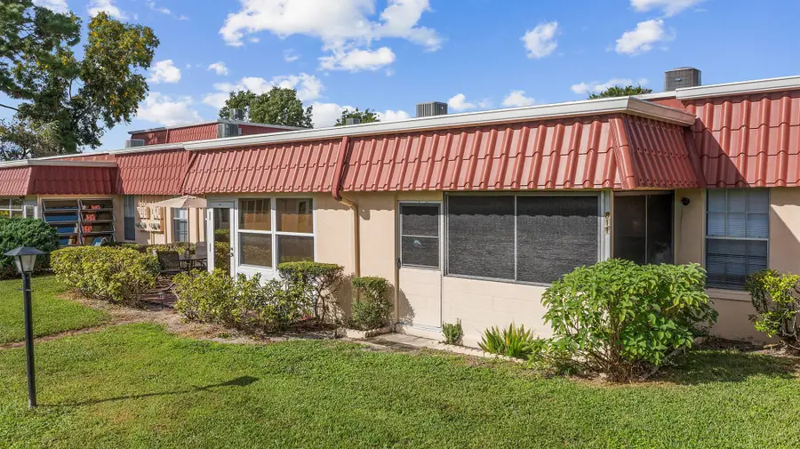 811 Salem Lane, Lake Worth, FL 33467 - Image #3