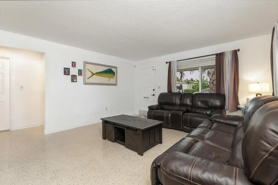 1720 N L Street, Lake Worth Beach, FL 33460 - Image #3