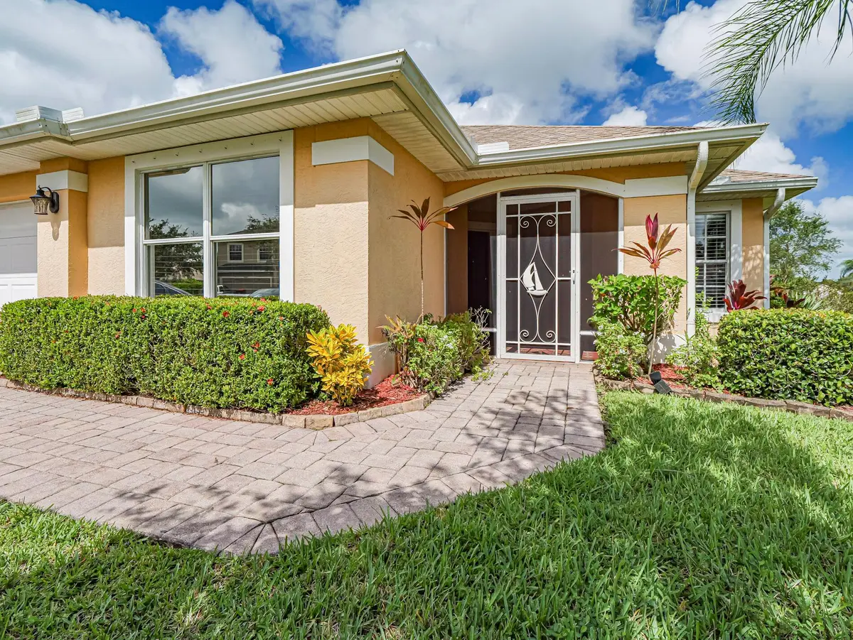 5310 Valencia Lane Sw, Vero Beach, FL 32968 - Image #1