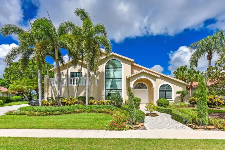 2022 Sunderland Avenue, Wellington, FL 33414 - Image #2