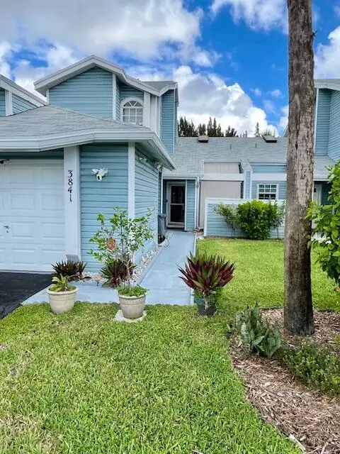 3841 Island Club Circle E, Lake Worth, FL 33462