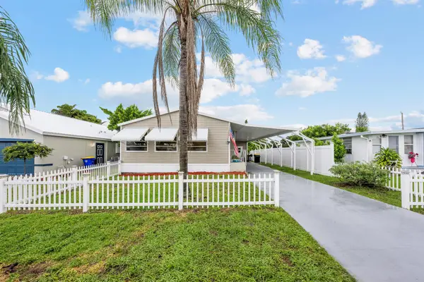 8199 SE Eagle Avenue, Hobe Sound, FL 33455