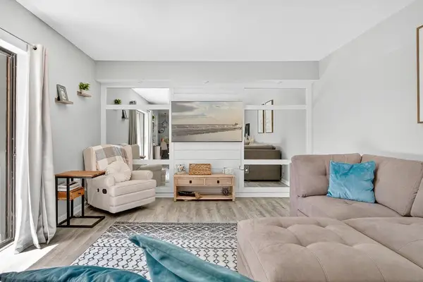 6818 68th Way, West Palm Beach, FL 33409