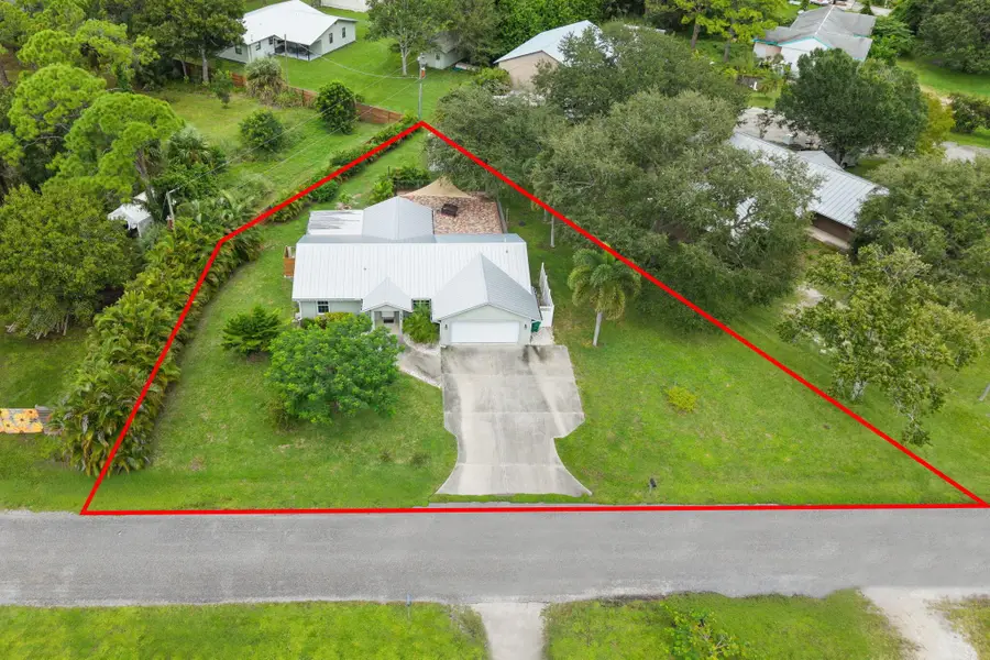 606 Gregory Street, Fort Pierce, FL 34982 - Image #3