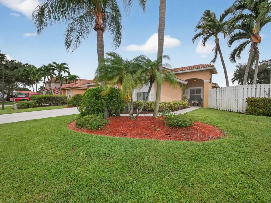 6219 Grand Cypress Circle, Lake Worth, FL 33463 - Image #3