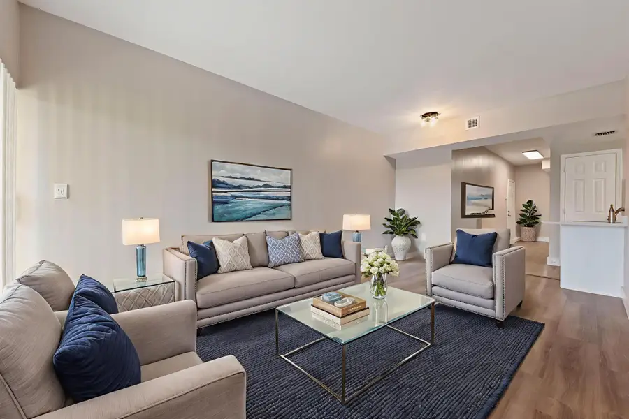 2060 Greenview Shores Boulevard #323, Wellington, FL 33414 - Image #3