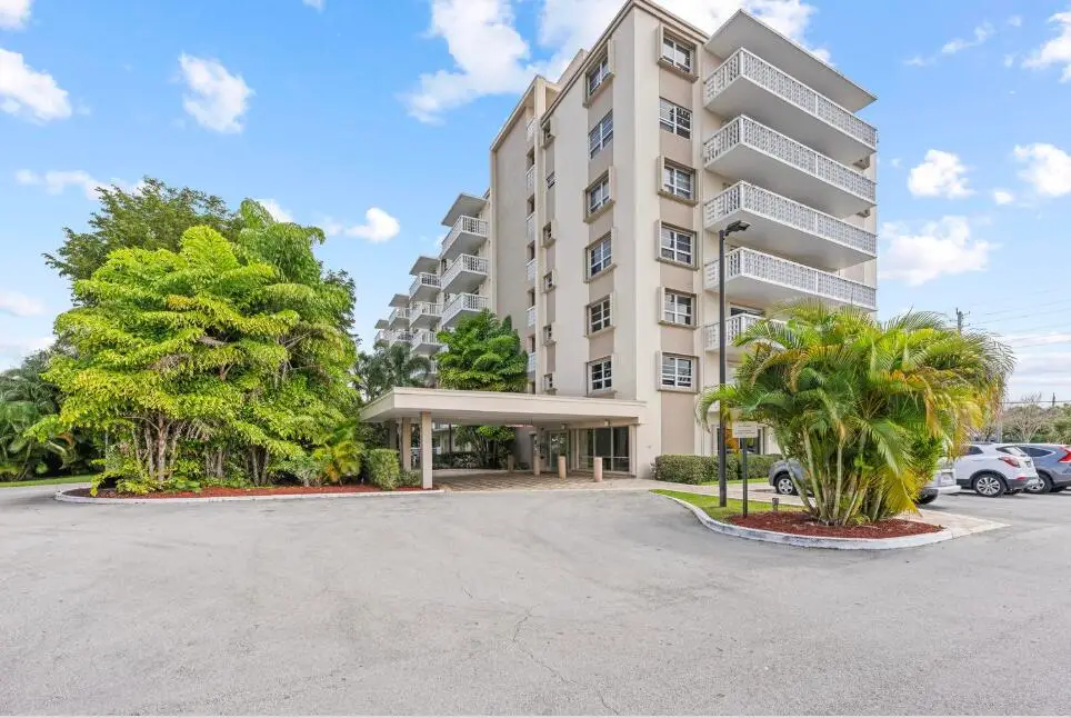 1831 NE 38th Street #410, Oakland Park, FL 33308 - Image #1