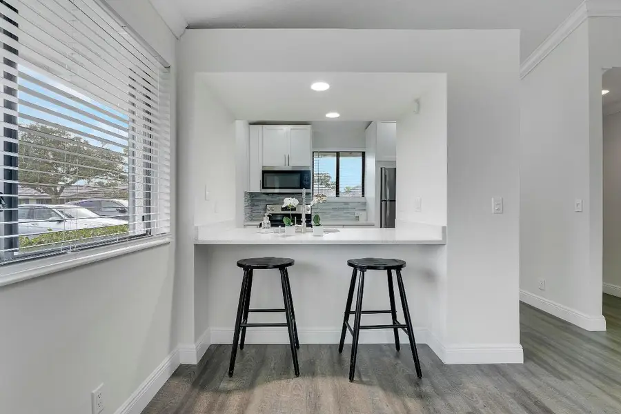 828 Club Drive, Palm Beach Gardens, FL 33418 - Image #3