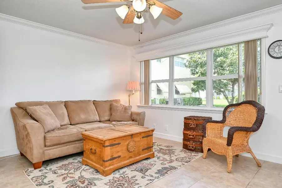 102 Coventry E #102, West Palm Beach, FL 33417 - Image #3