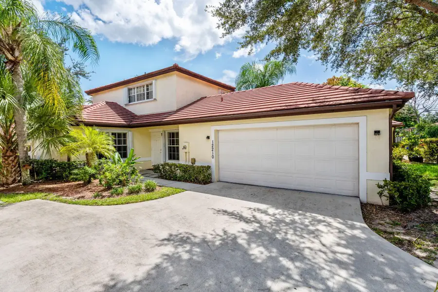 12210 Dartmoor Drive, Wellington, FL 33414 - Image #2