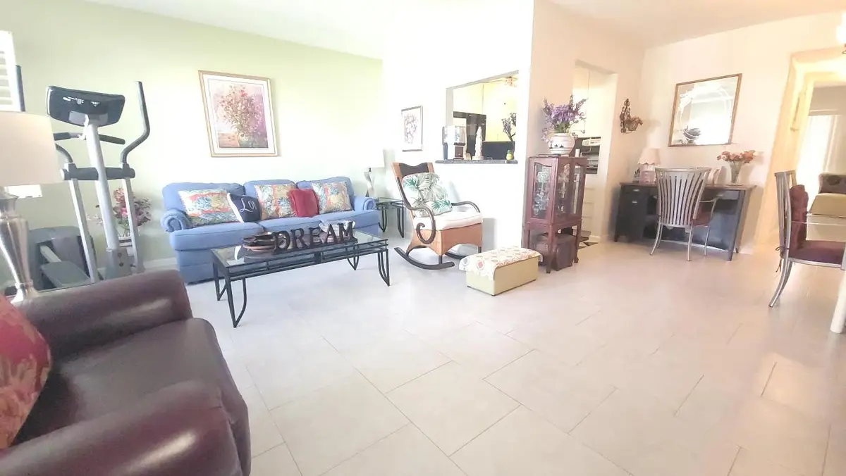 402 Windsor R, West Palm Beach, FL 33417 - Image #1