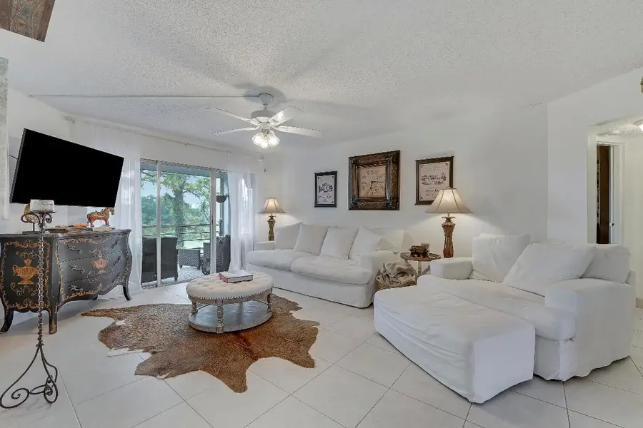 3755 Via Poinciana #405, Greenacres, FL 33467 - Image #2
