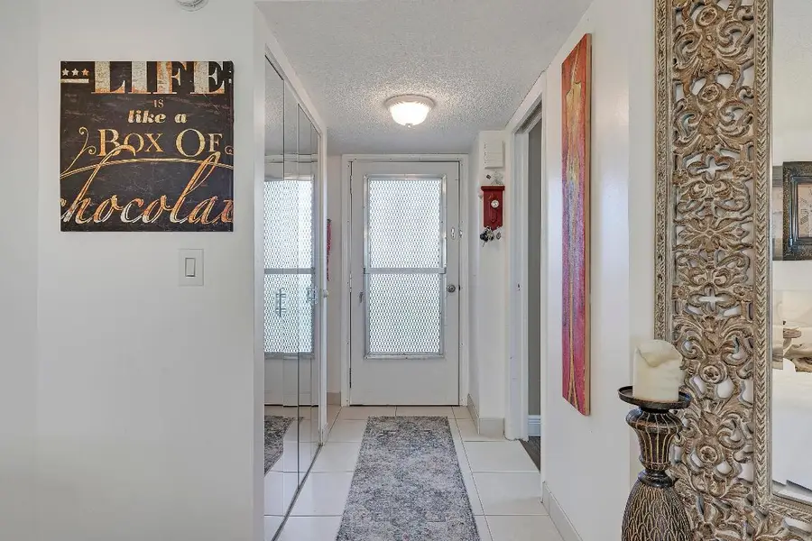 3755 Via Poinciana #405, Greenacres, FL 33467 - Image #3