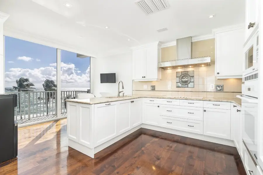 330 S Ocean Boulevard #5-D, Palm Beach, FL 33480 - Image #3