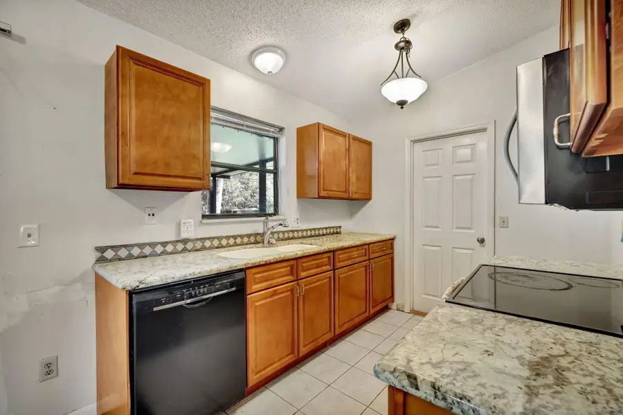 7902 Holopaw Avenue, Fort Pierce, FL 34951 - Image #2