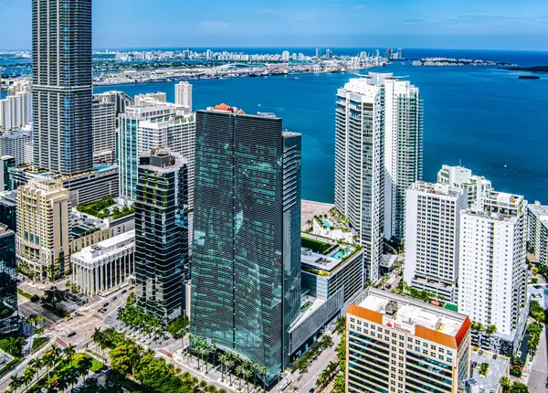 1395 Brickell Avenue #2802, Miami, FL 33131