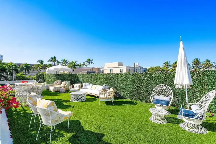 162 Peruvian Avenue, Palm Beach, FL 33480 - Image #3