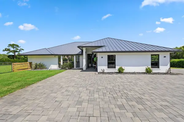 14704 Black Bear Road, Palm Beach Gardens, FL 33418